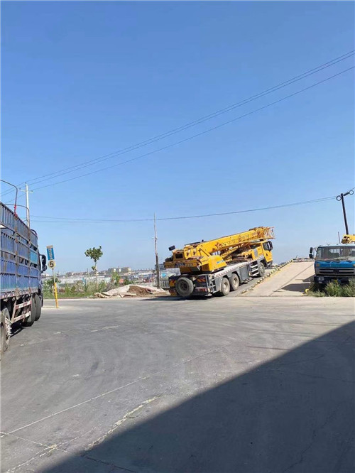 南丰县25吨吊车的租赁价格大概是多少？