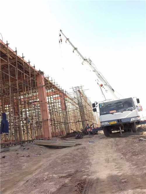 南丰县吊车作业的安全注意事项有哪些？